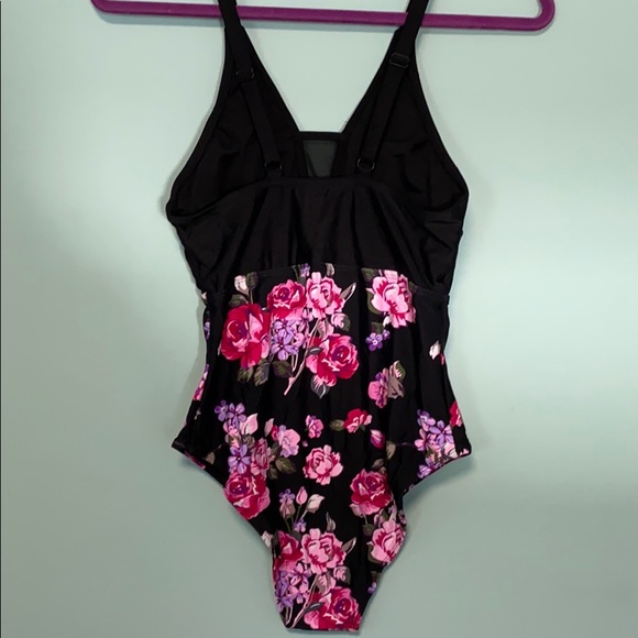 Cupshe one piece swimsuit - Picture 5 of 7